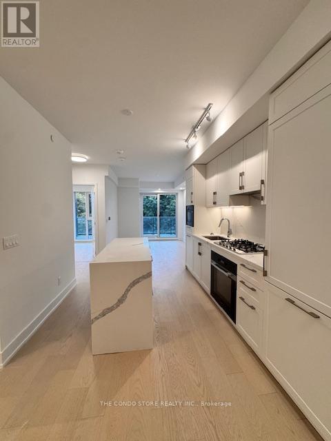 408 - 8 Manor Road W, Toronto (Yonge-Eglinton), Ontario  M4S 0E6 - Photo 4 - C12745846