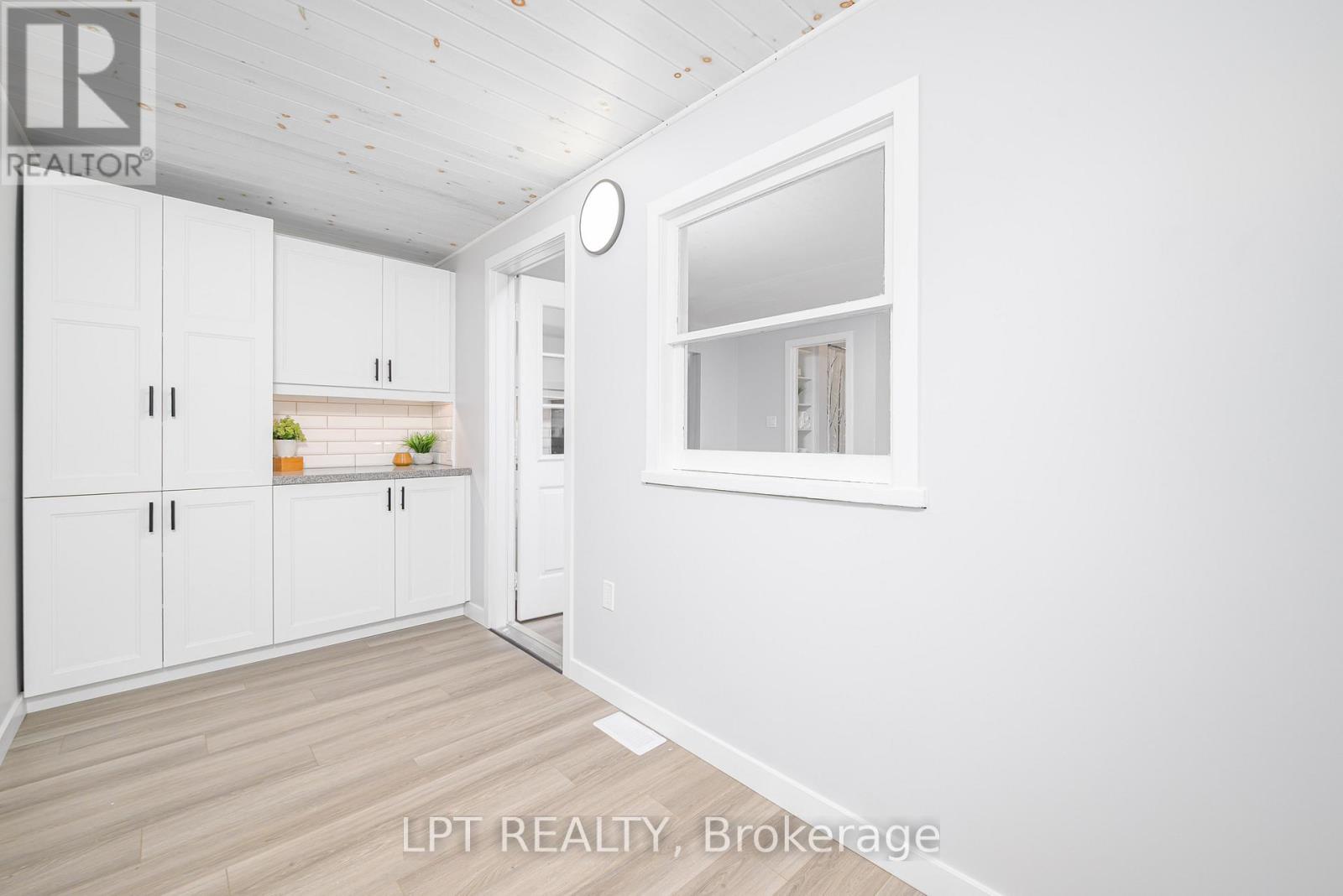 46 Young Street, Hastings Highlands, Ontario  K0L 2S0 - Photo 17 - X12852504