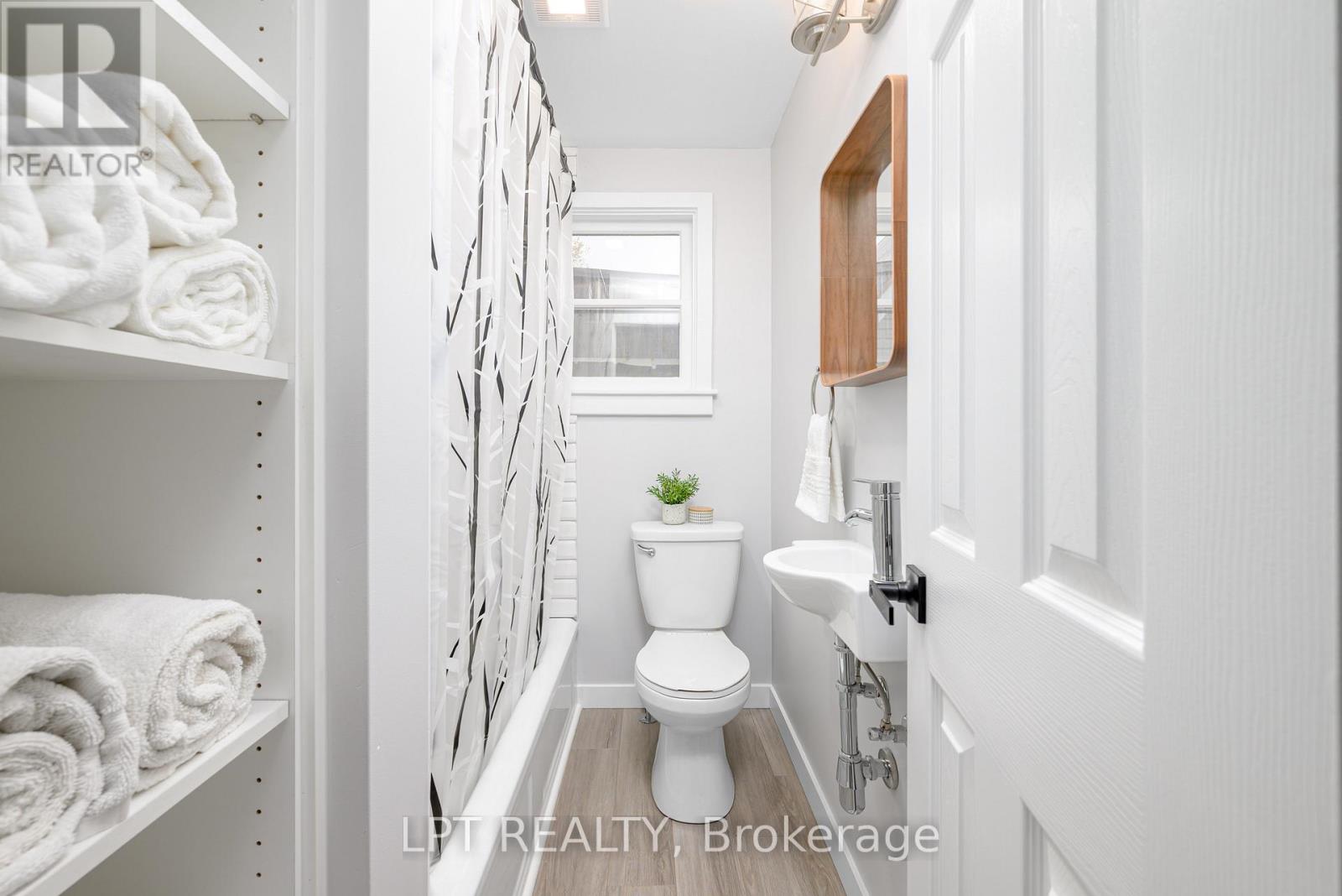 46 Young Street, Hastings Highlands, Ontario  K0L 2S0 - Photo 18 - X12852504