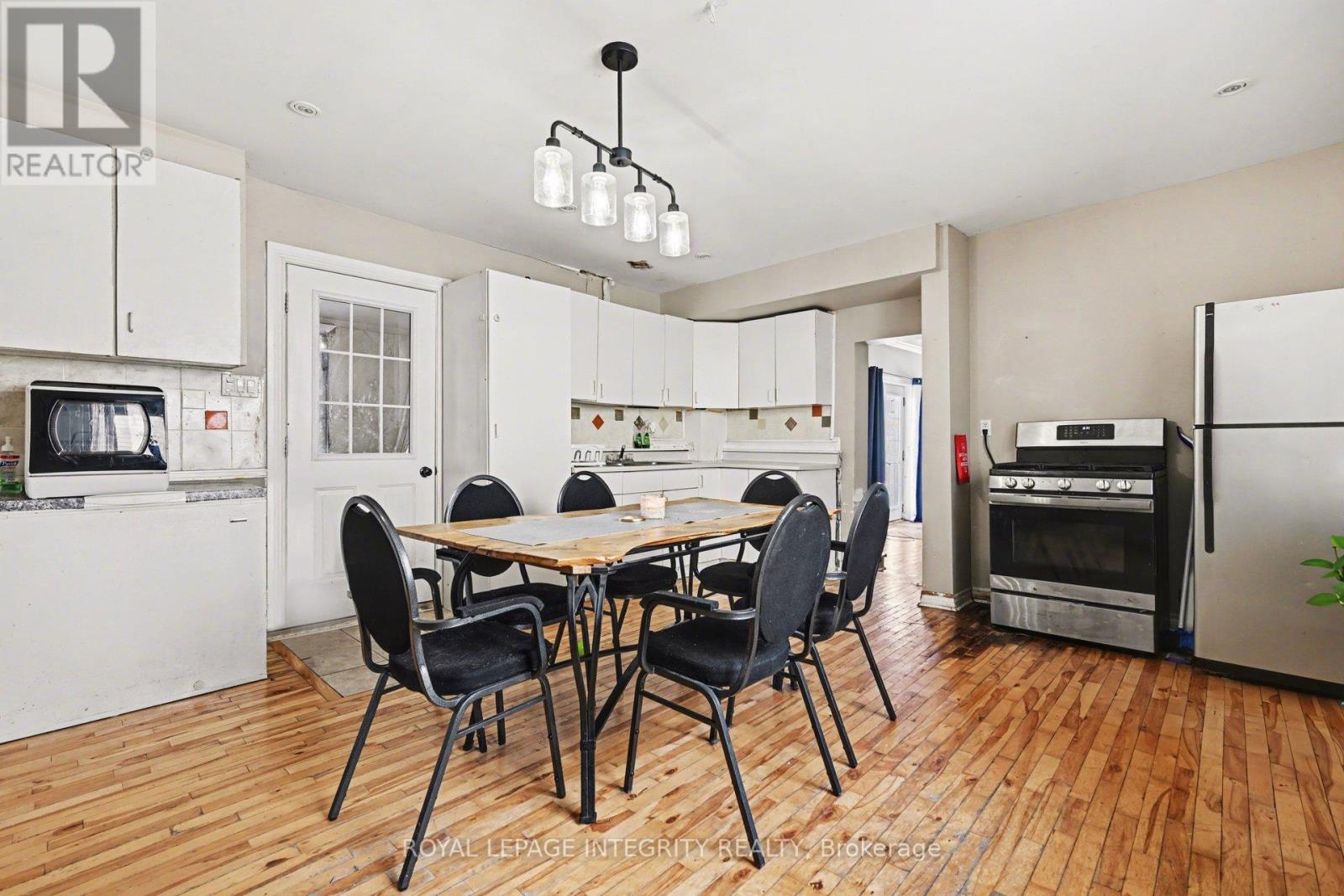 15 Daniel Street N, Arnprior, Ontario  K7S 2K4 - Photo 16 - X12852570