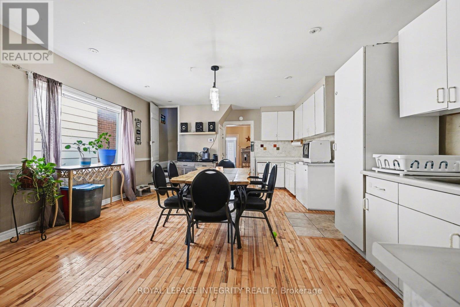 15 Daniel Street N, Arnprior, Ontario  K7S 2K4 - Photo 17 - X12852570