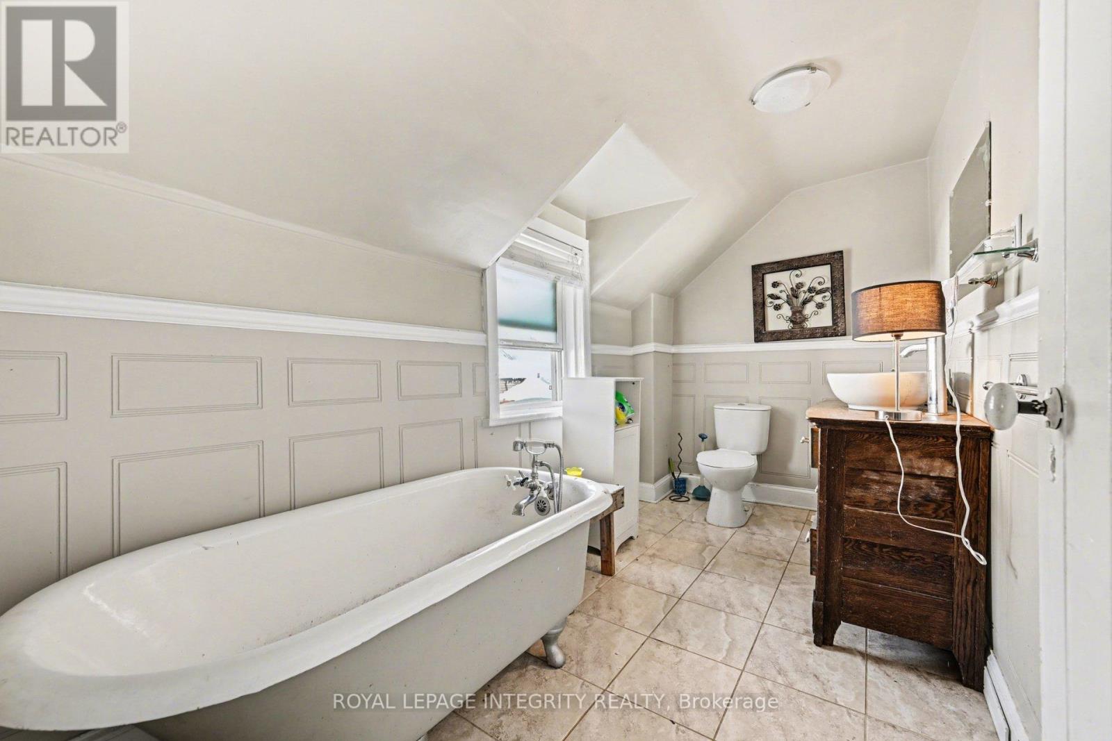 15 Daniel Street N, Arnprior, Ontario  K7S 2K4 - Photo 27 - X12852570