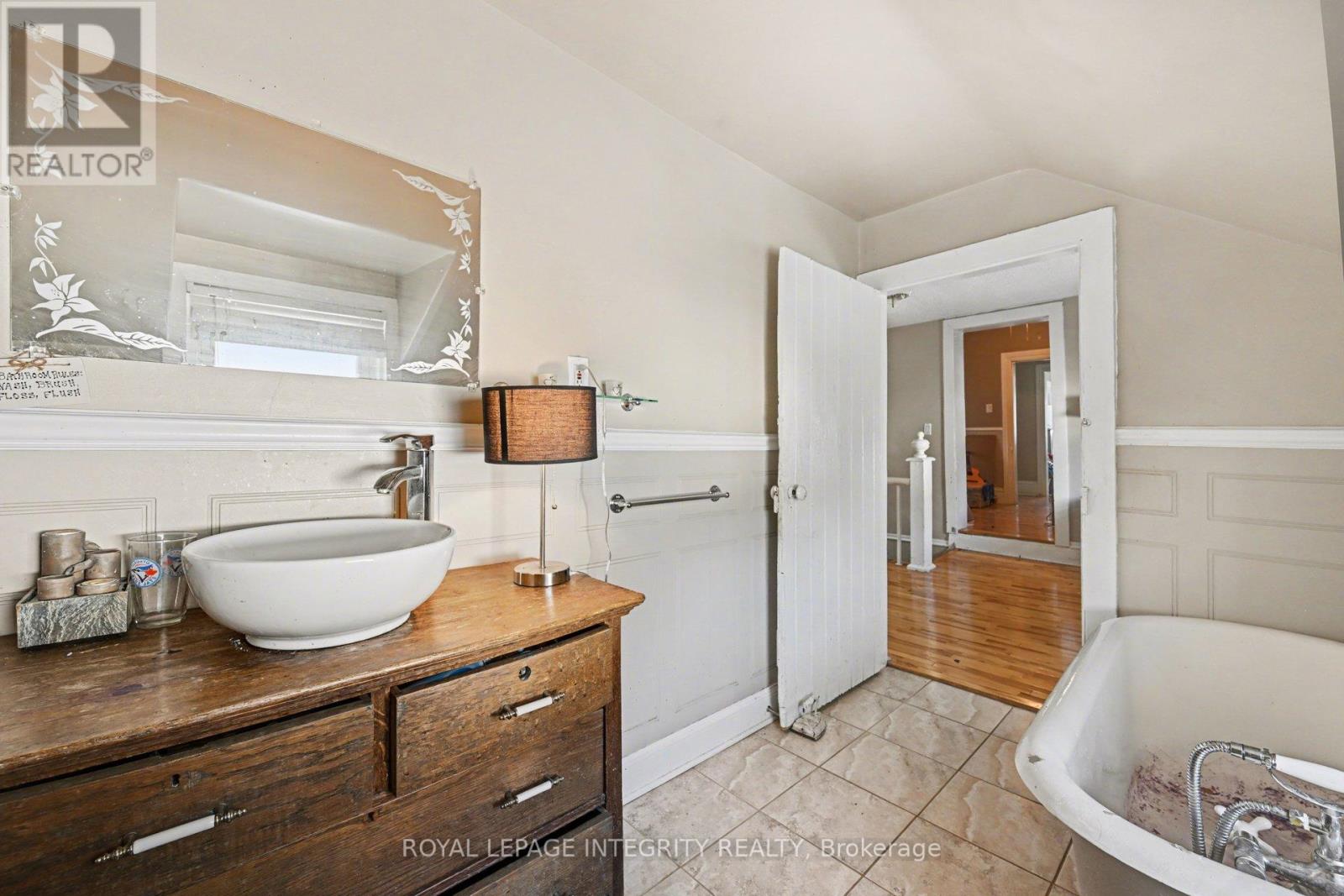 15 Daniel Street N, Arnprior, Ontario  K7S 2K4 - Photo 28 - X12852570