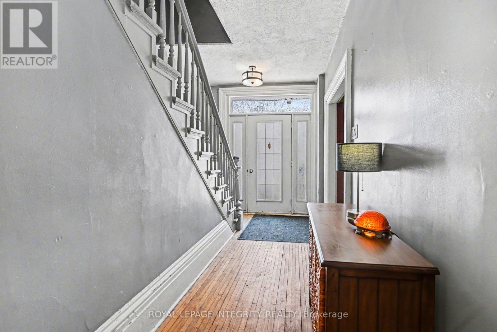 15 Daniel Street N, Arnprior, Ontario  K7S 2K4 - Photo 6 - X12852570