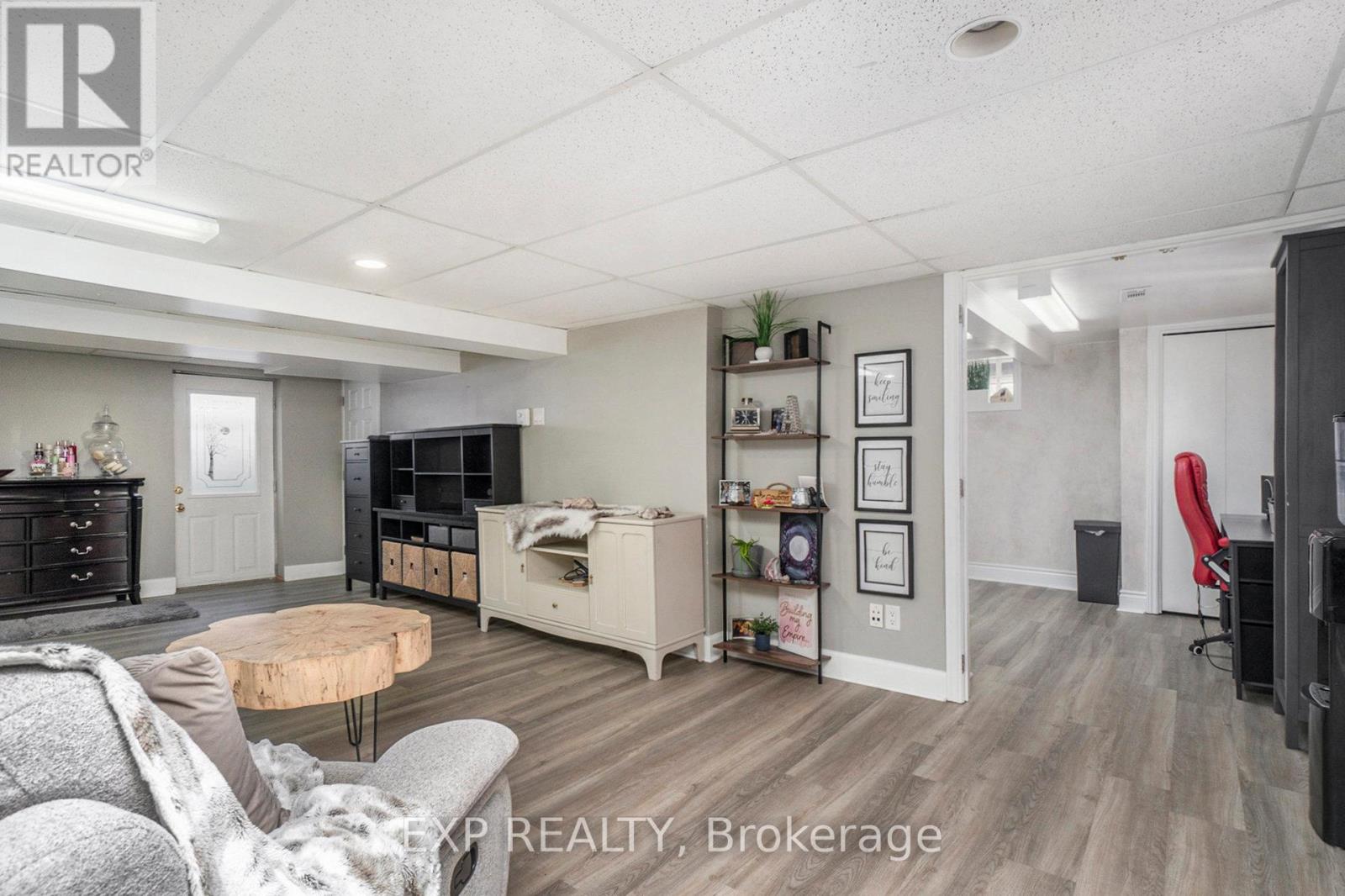 2147 Mer Bleue Road, Ottawa, Ontario  K4A 3T9 - Photo 15 - X12852574