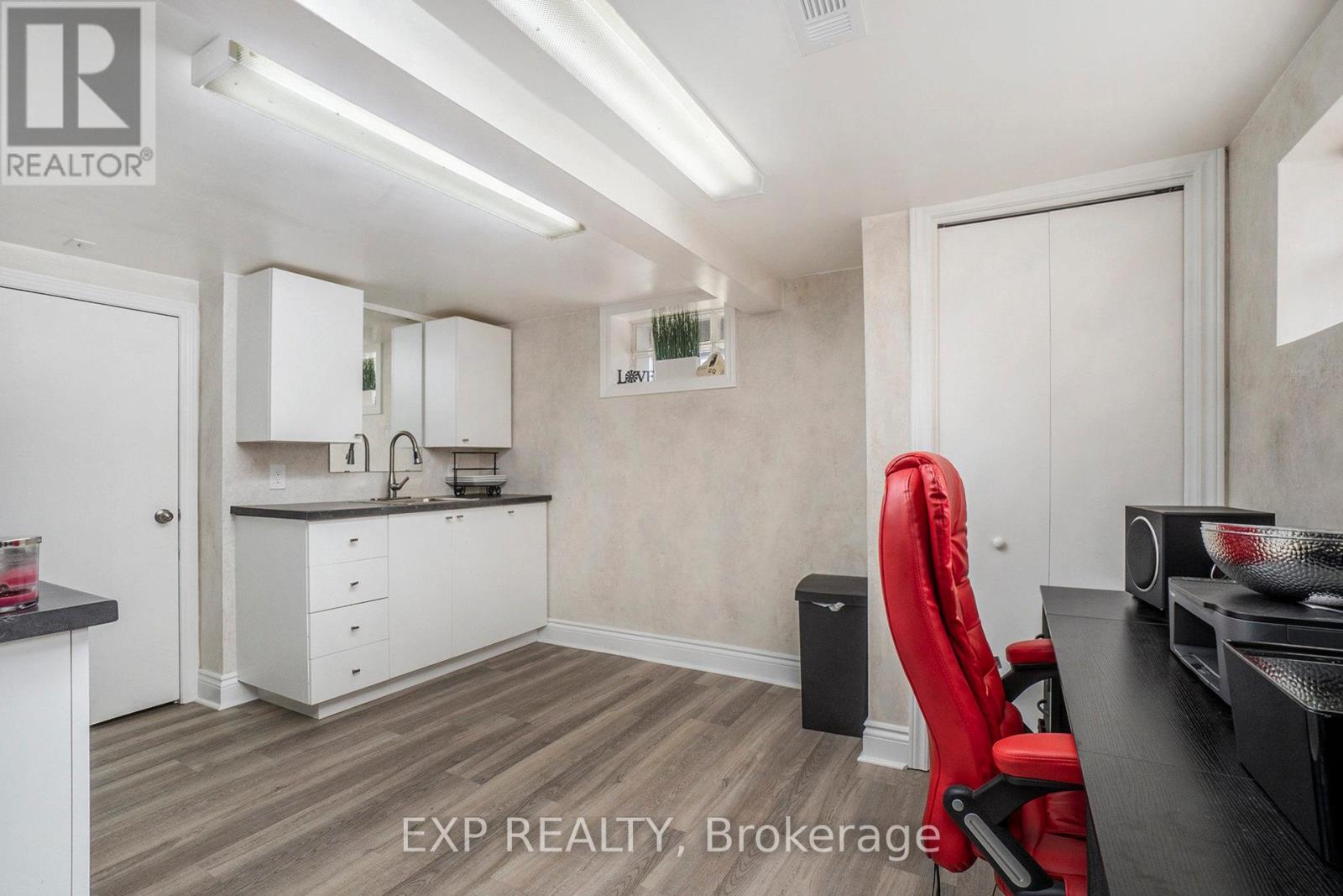 2147 Mer Bleue Road, Ottawa, Ontario  K4A 3T9 - Photo 17 - X12852574