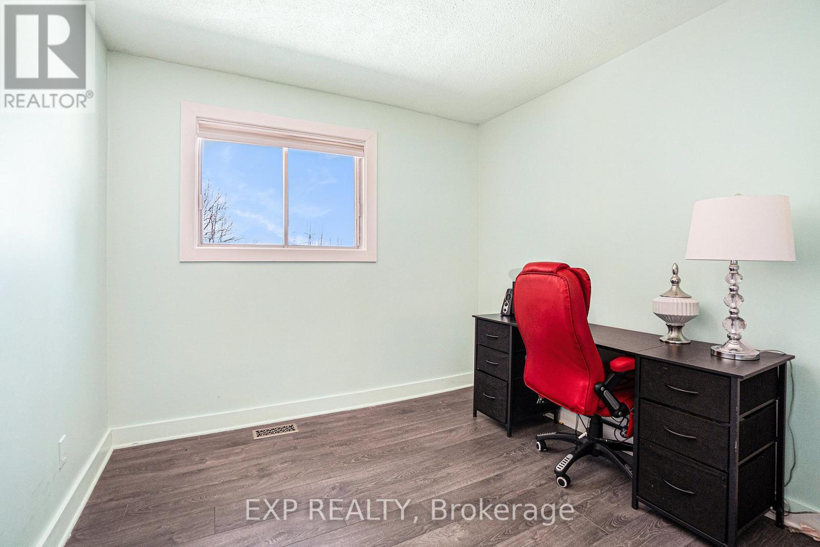 2147 Mer Bleue Road, Ottawa, Ontario  K4A 3T9 - Photo 9 - X12852576