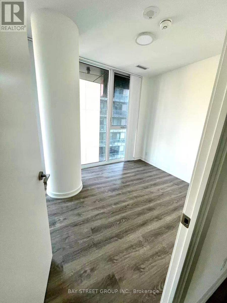 1211 - 180 Front Street E, Toronto (Moss Park), Ontario  M5A 0K9 - Photo 11 - C12781608