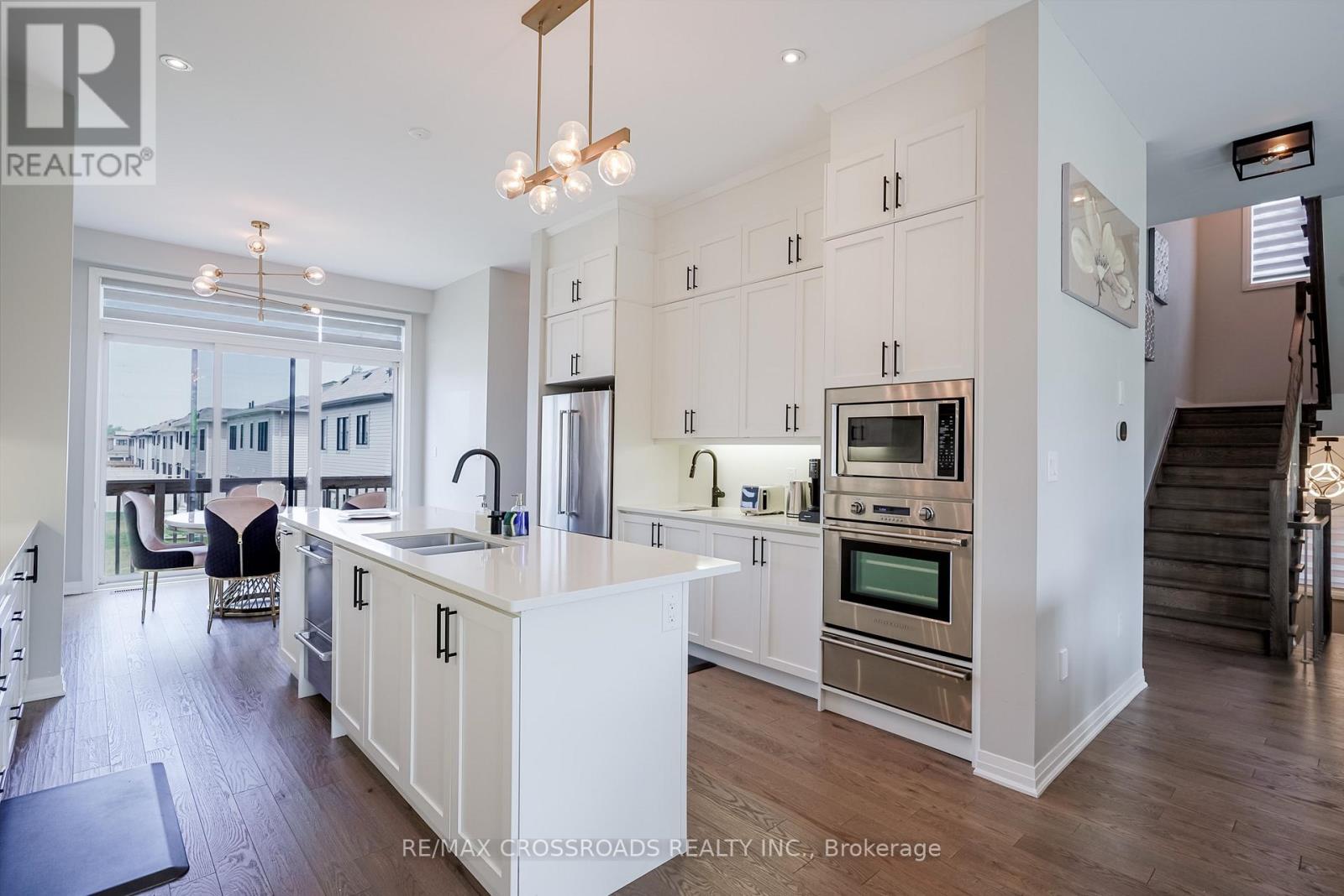 239 Port Darlington Road, Clarington (Bowmanville), Ontario  L1C 4A9 - Photo 11 - E12852540