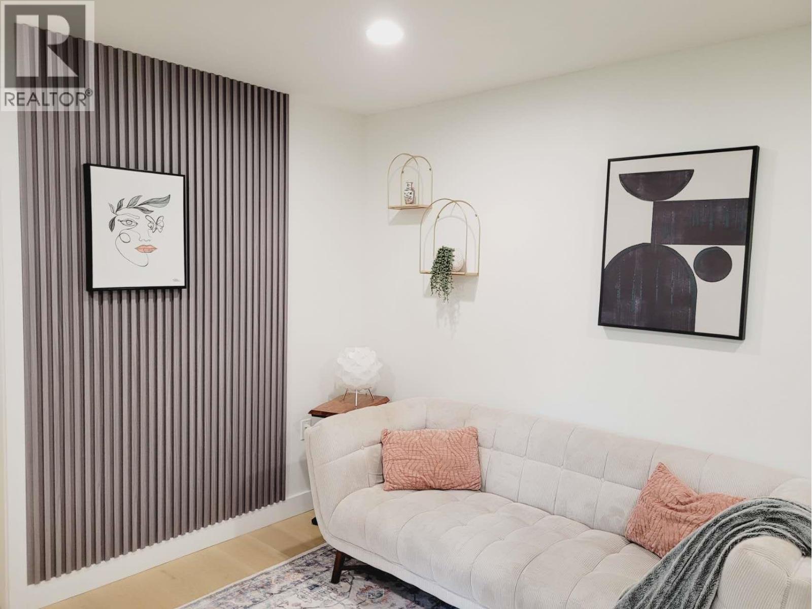 971 51a Street, Delta, British Columbia  V4M 2X9 - Photo 3 - R3091347