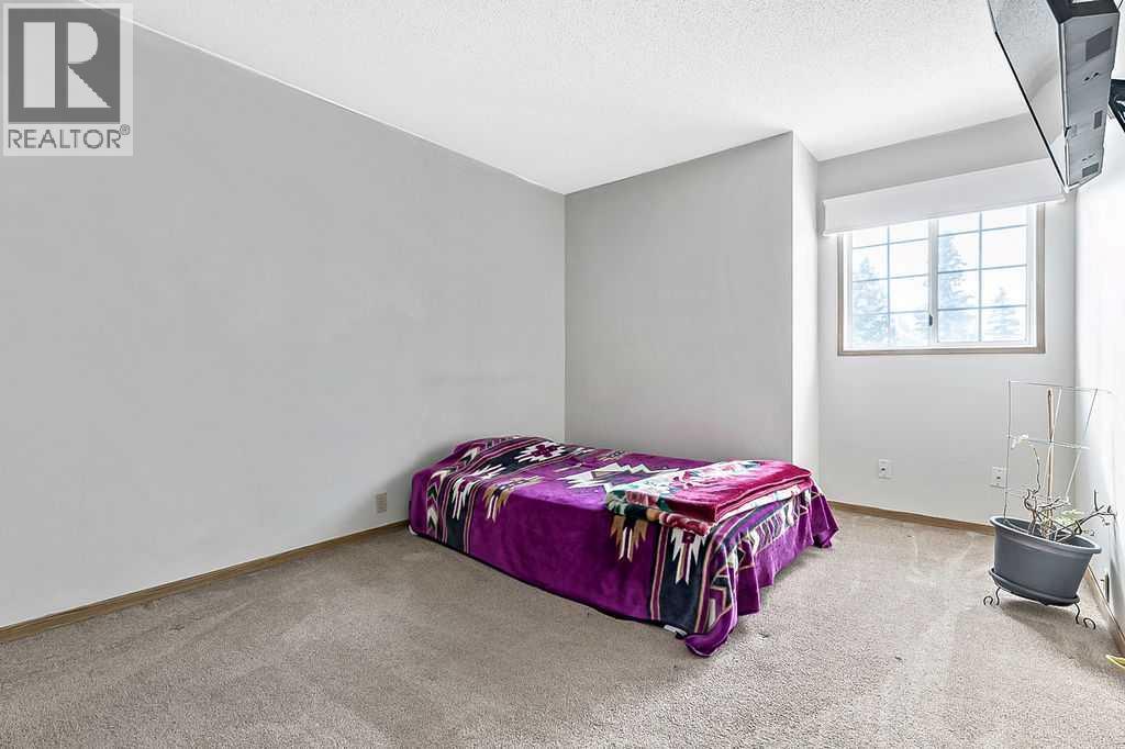 38 Martinwood Road Ne, Calgary, Alberta  T3J 3H5 - Photo 17 - A2290628