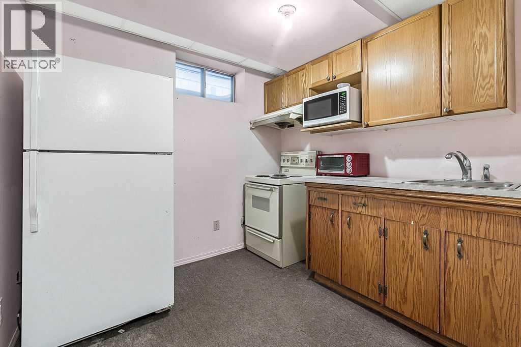 38 Martinwood Road Ne, Calgary, Alberta  T3J 3H5 - Photo 21 - A2290628