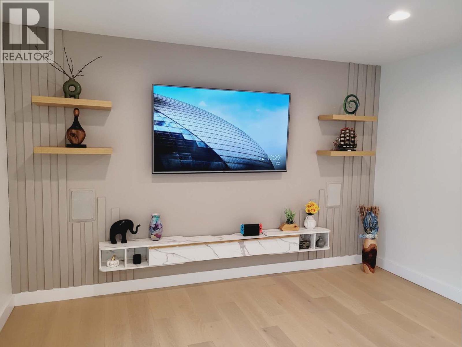 971 51a Street, Delta, British Columbia  V4M 2X9 - Photo 12 - R3091347