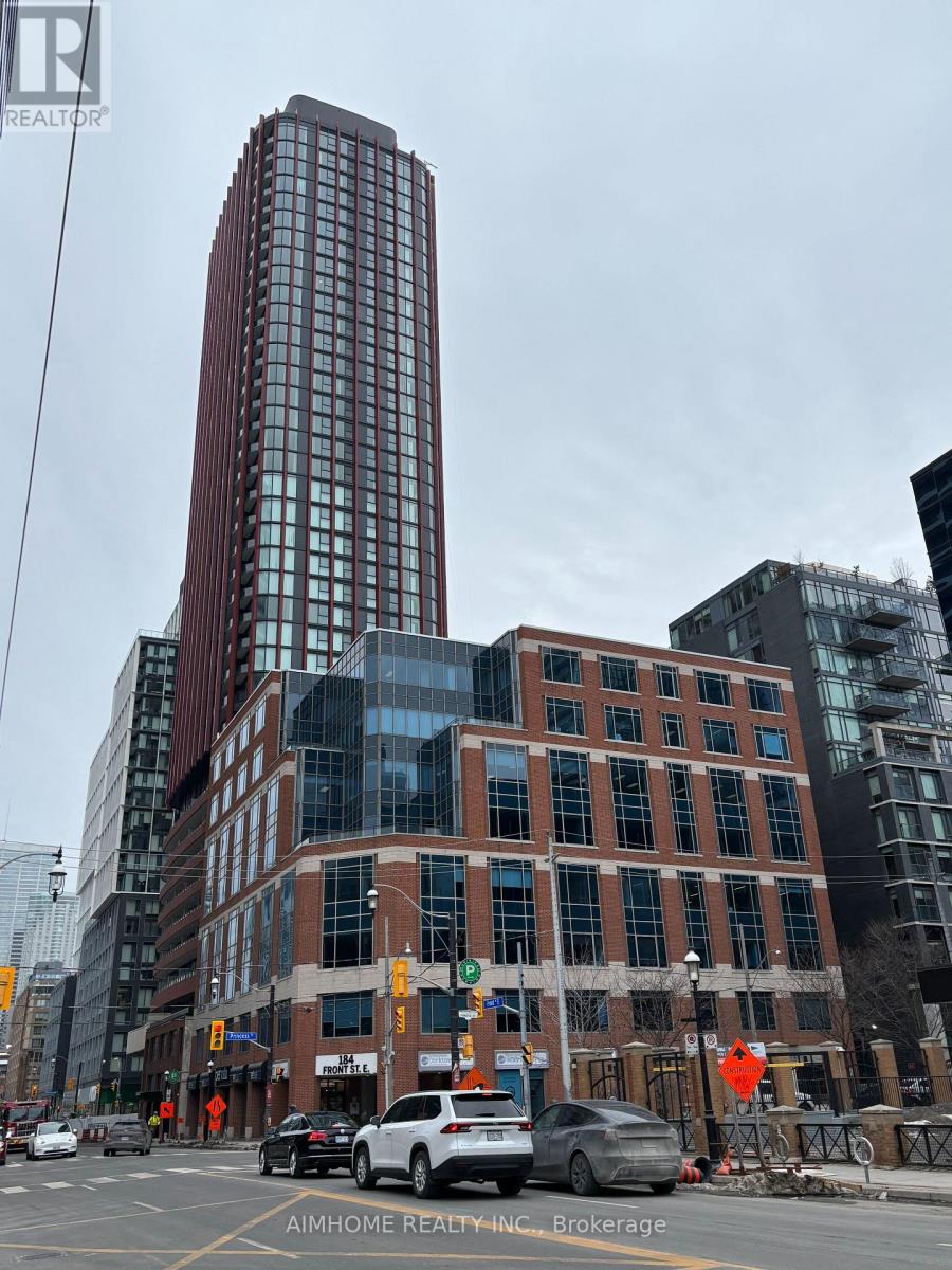 11 - 180 Front Street E, Toronto (Moss Park), Ontario  M5A 0A9 - Photo 3 - C12852550