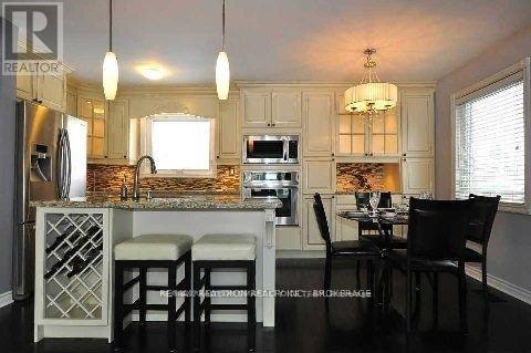 344 MOORE PARK AVENUE, toronto (newtonbrook west), Ontario