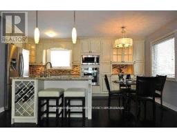 344 MOORE PARK AVENUE, Toronto, Ontario