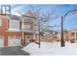 19 BEARINGS AVENUE, Whitchurch-Stouffville, Ontario
