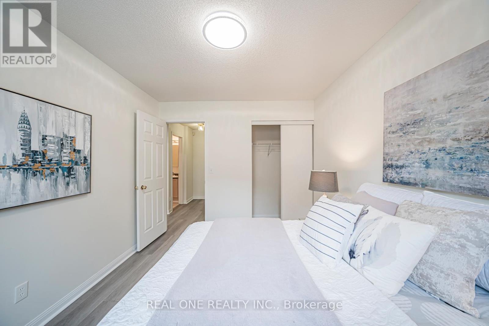 17 - 12 St Moritz Way, Markham (Unionville), Ontario  L3R 4E8 - Photo 19 - N12852580