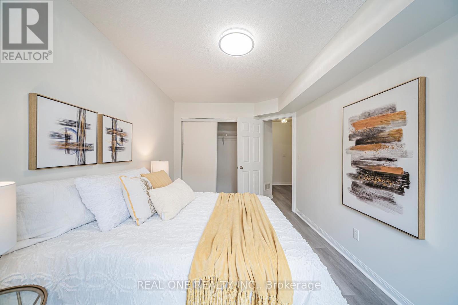 17 - 12 St Moritz Way, Markham (Unionville), Ontario  L3R 4E8 - Photo 21 - N12852580