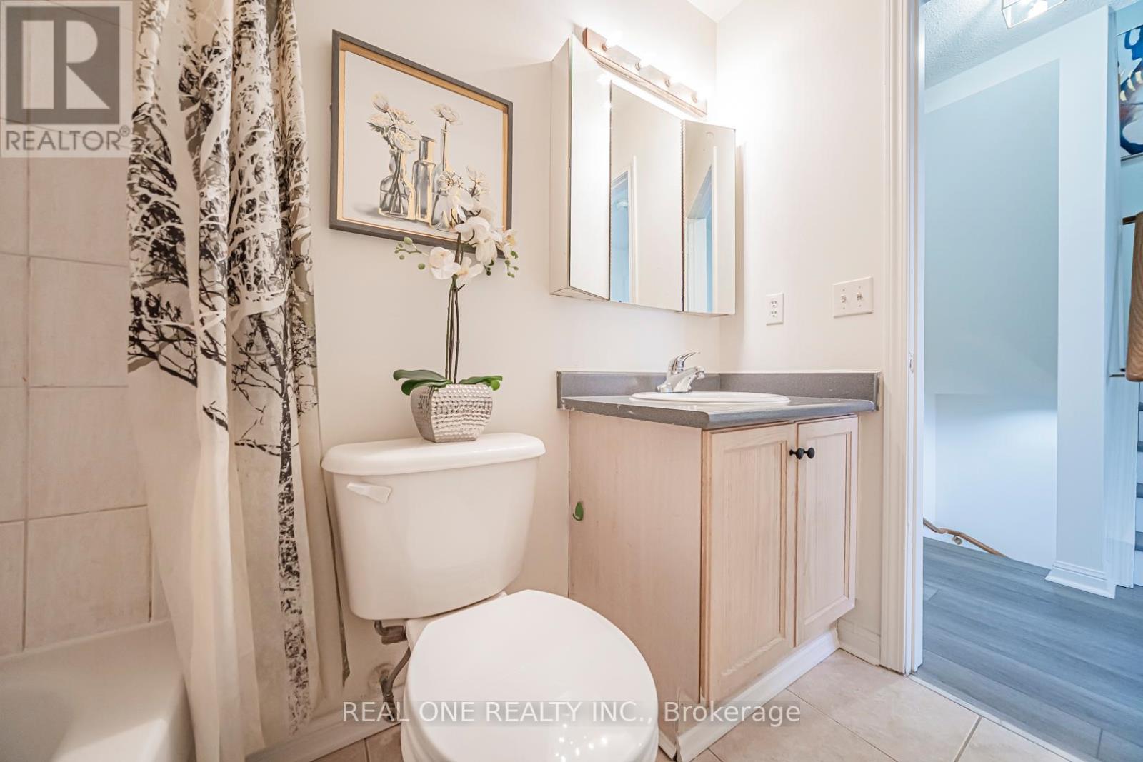 17 - 12 St Moritz Way, Markham (Unionville), Ontario  L3R 4E8 - Photo 24 - N12852580