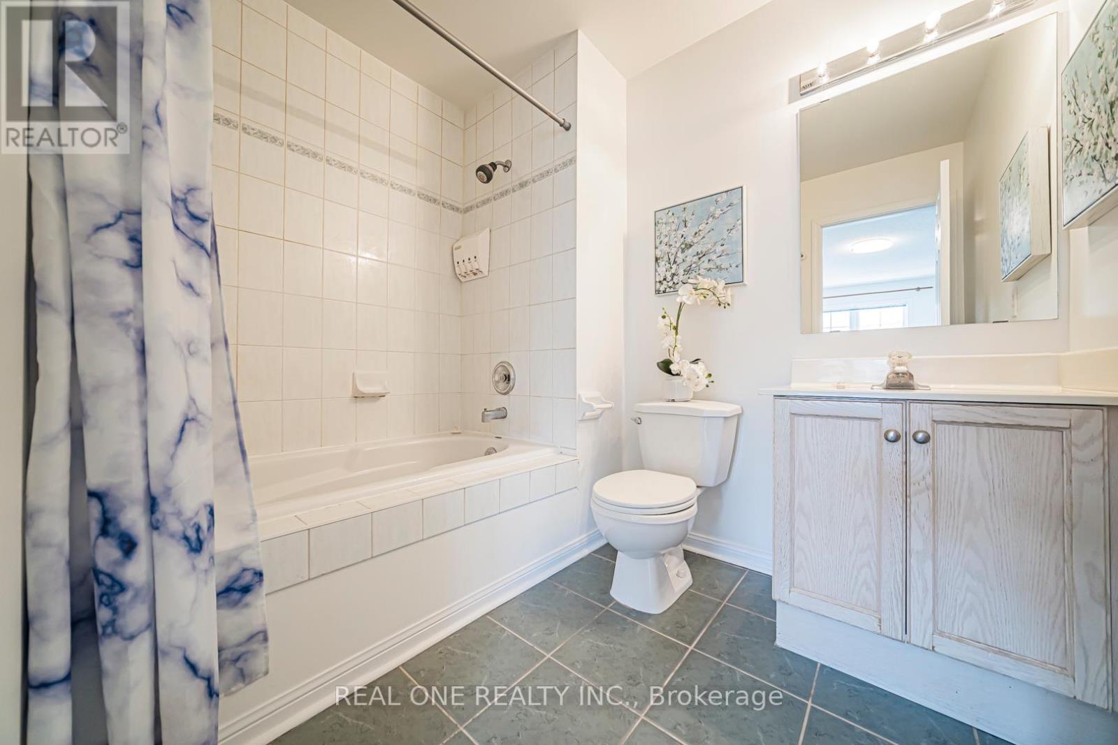 17 - 12 St Moritz Way, Markham (Unionville), Ontario  L3R 4E8 - Photo 32 - N12852580