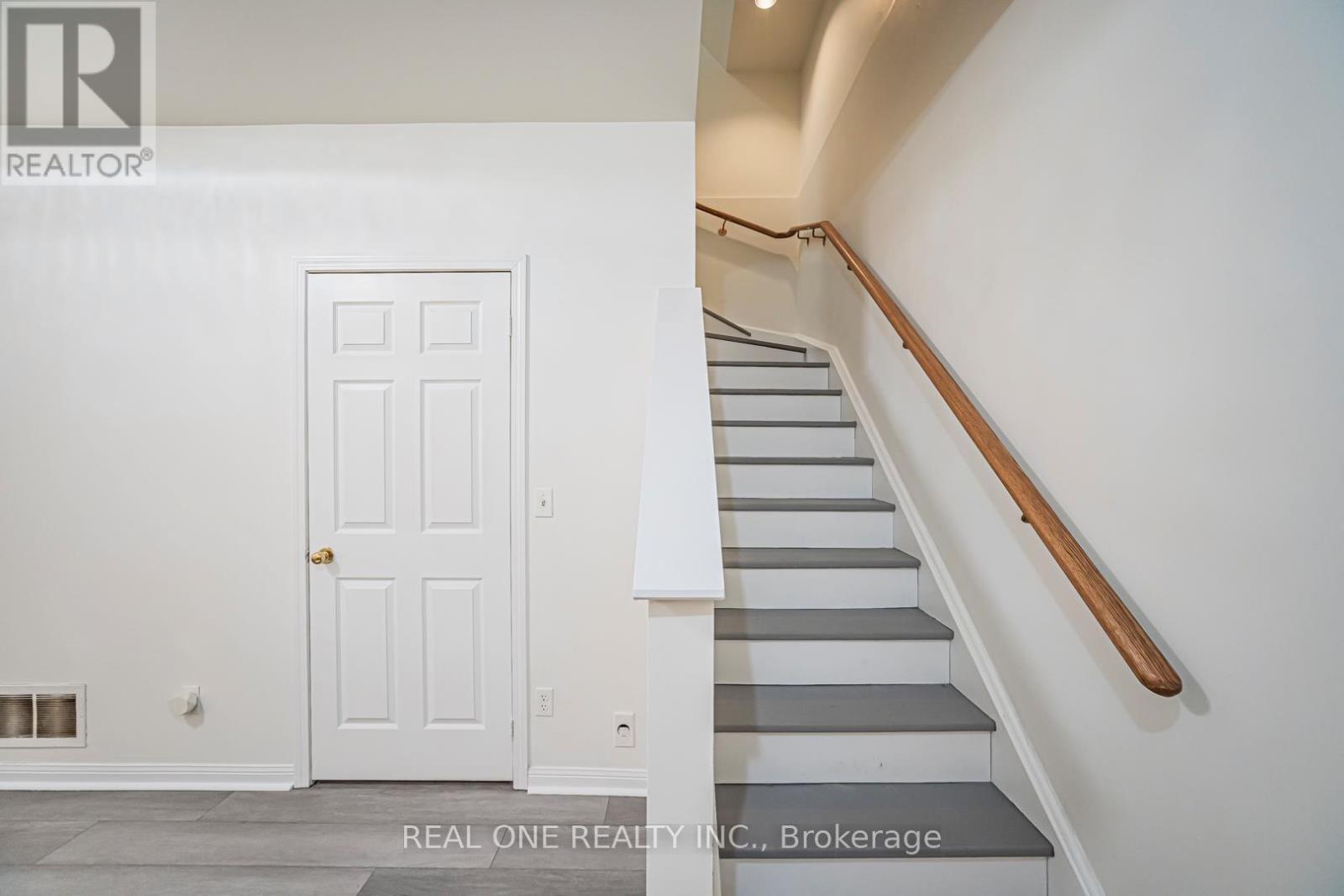 17 - 12 St Moritz Way, Markham (Unionville), Ontario  L3R 4E8 - Photo 35 - N12852580