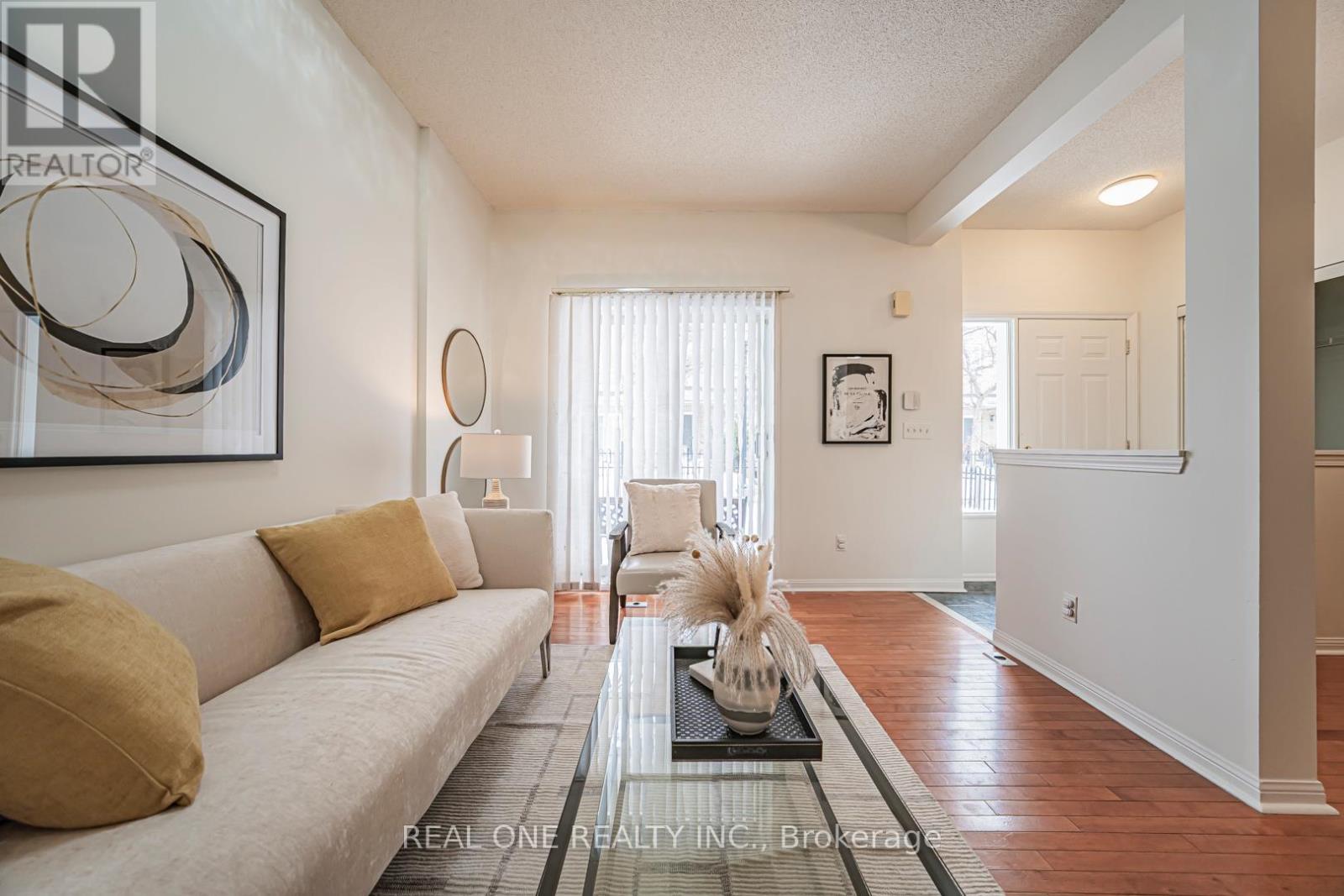 17 - 12 St Moritz Way, Markham (Unionville), Ontario  L3R 4E8 - Photo 6 - N12852580