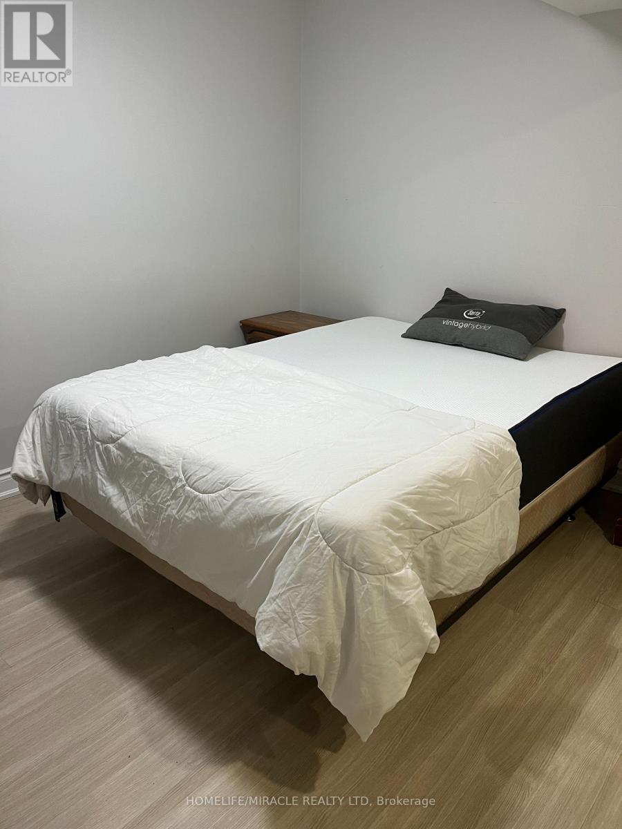 3898 MILKWOOD CRESCENT, mississauga (lisgar), Ontario