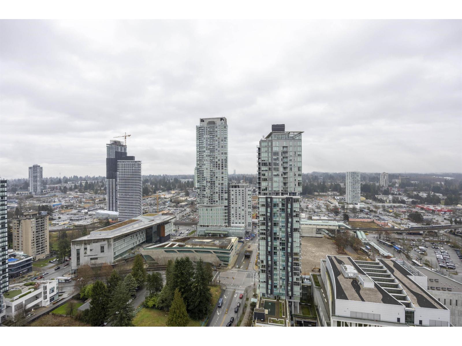 2808 13350 CENTRAL AVENUE, Surrey, British Columbia