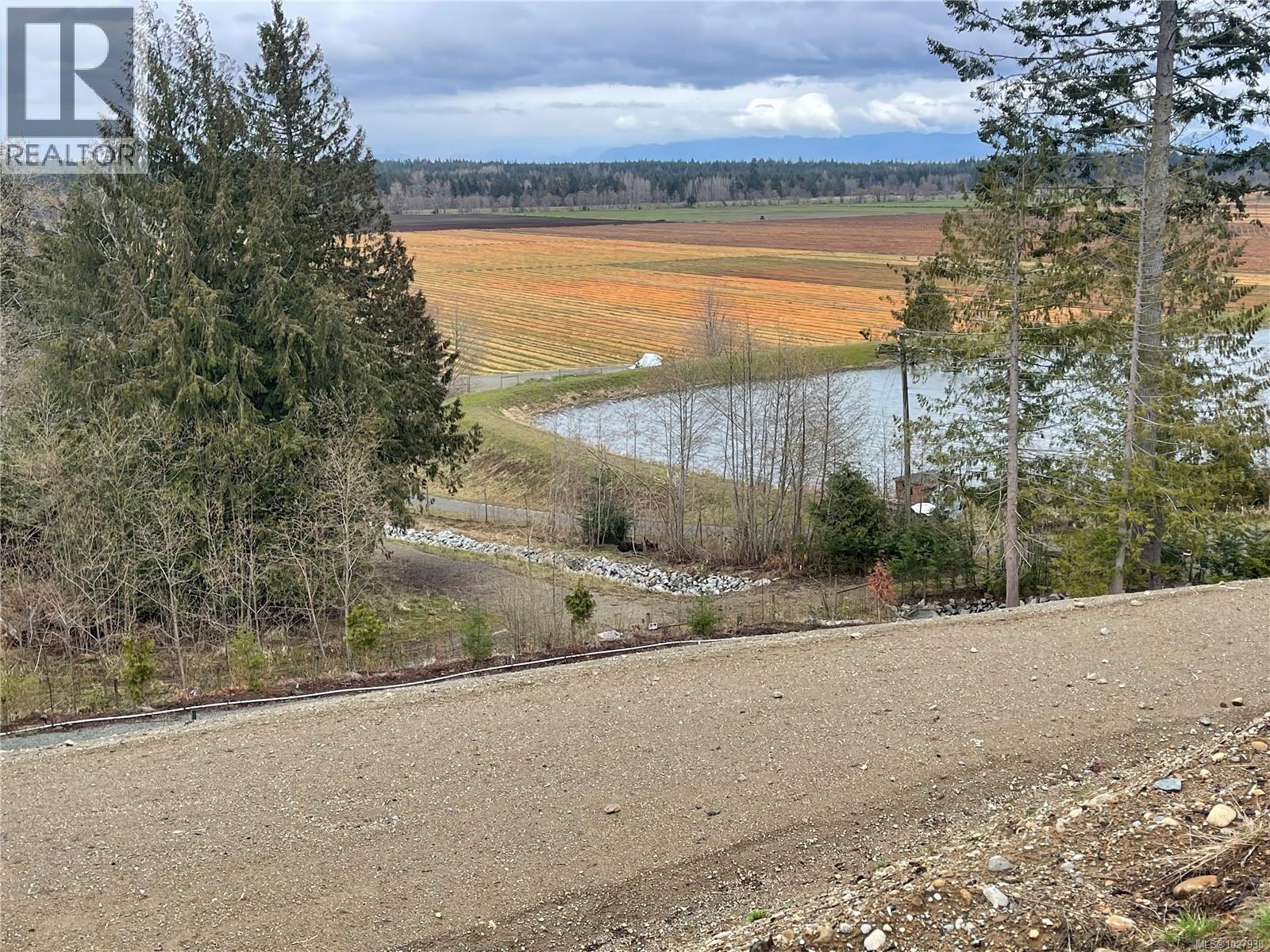 3308 Klanawa Cres, Courtenay, British Columbia