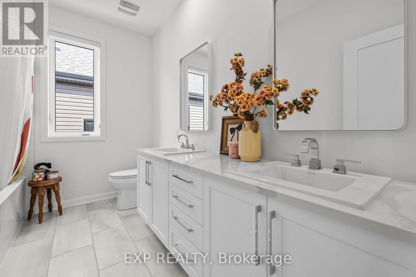 611 Ribbon Street, Ottawa, Ontario  K4M 0M8 - Photo 33 - X12852490