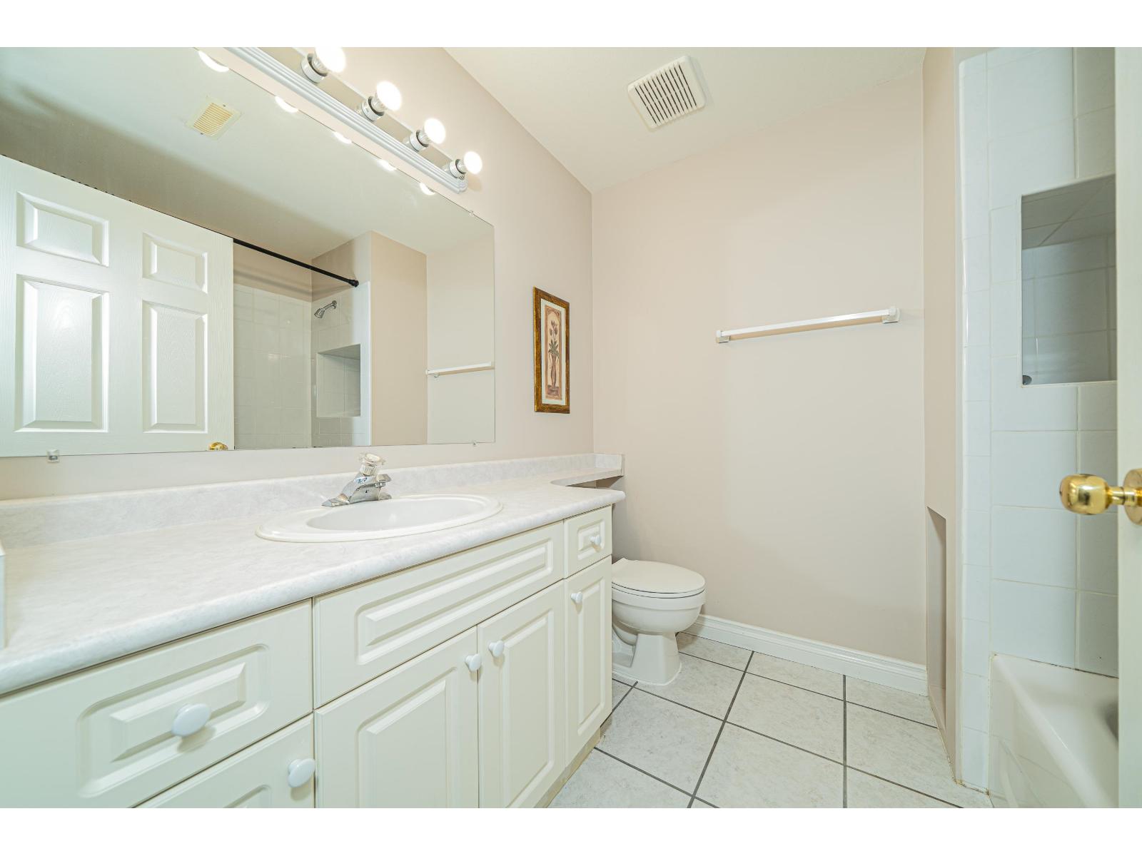 36010 Spyglass Court, Abbotsford, British Columbia  V3G 2W7 - Photo 21 - R3096787