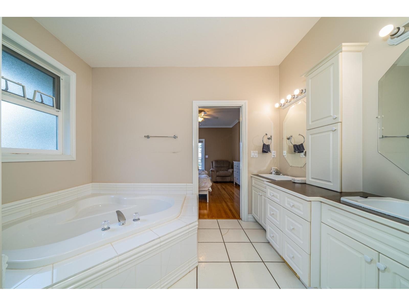 36010 Spyglass Court, Abbotsford, British Columbia  V3G 2W7 - Photo 18 - R3096787