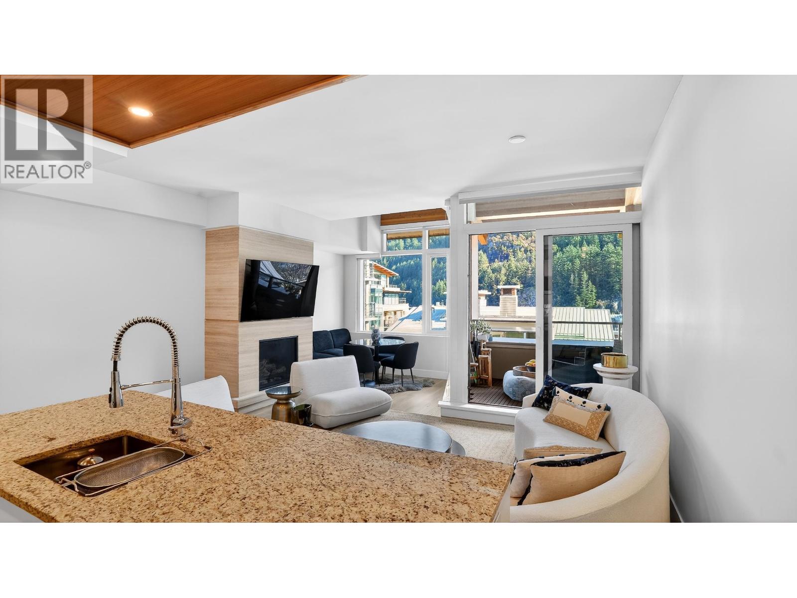 506 6687 Nelson Avenue, West Vancouver, British Columbia  V7W 2B2 - Photo 4 - R3096423