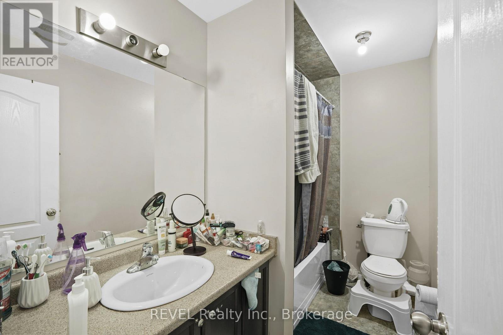 7 Dorchester Terrace, Hamilton (Stoney Creek Mountain), Ontario  L8J 0G4 - Photo 18 - X12852598