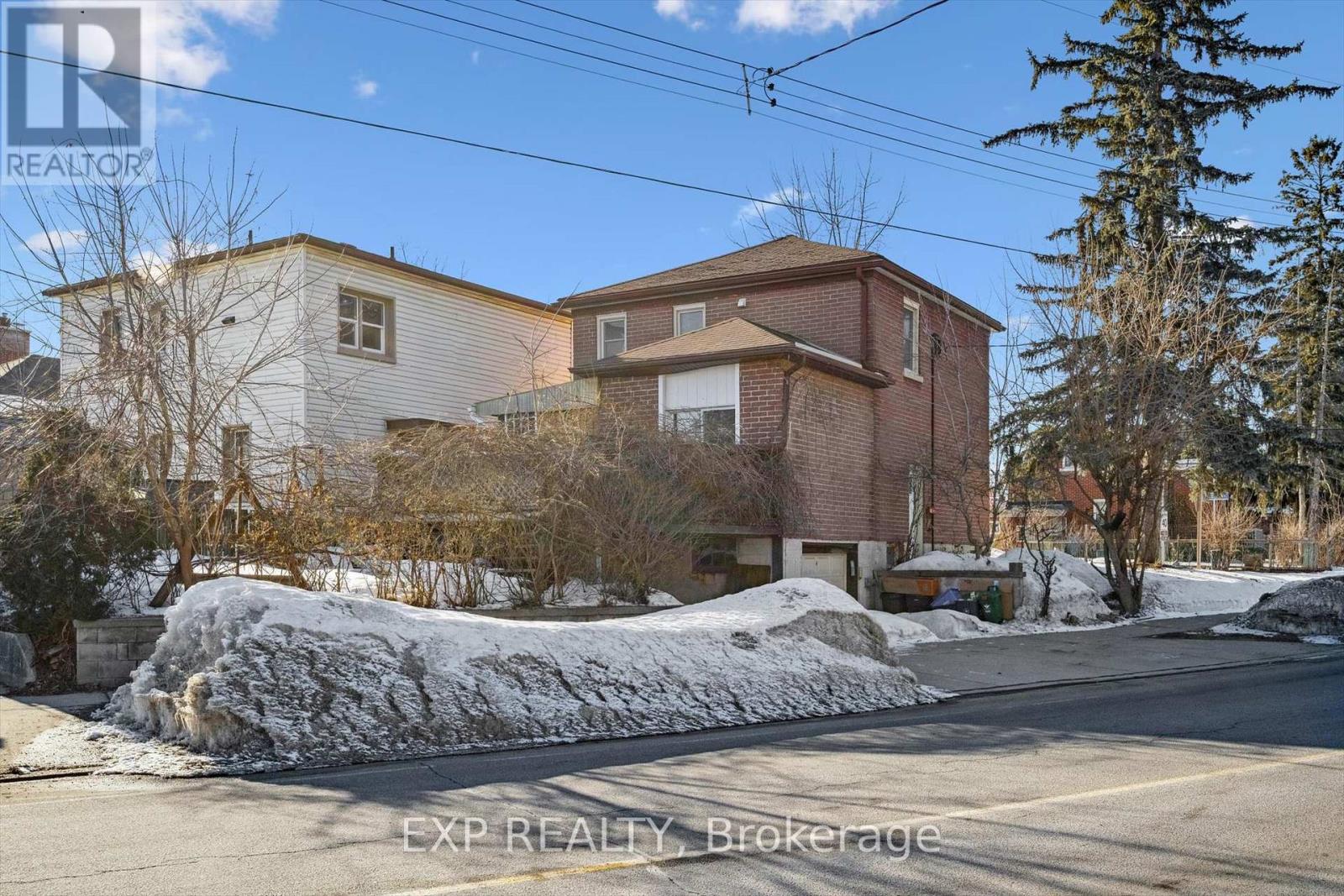 253 Sydney Street S, Kitchener, Ontario  N2G 3V8 - Photo 43 - X12846268