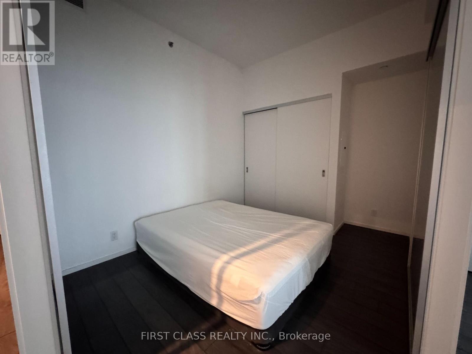 5 Joseph Street Bend S, Toronto, Ontario  M4Y 0B6 - Photo 9 - C12852614