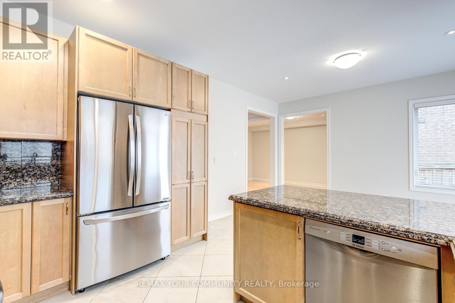 76 Ivy Glen Drive, Vaughan (Patterson), Ontario  L6A 0P2 - Photo 15 - N12852600