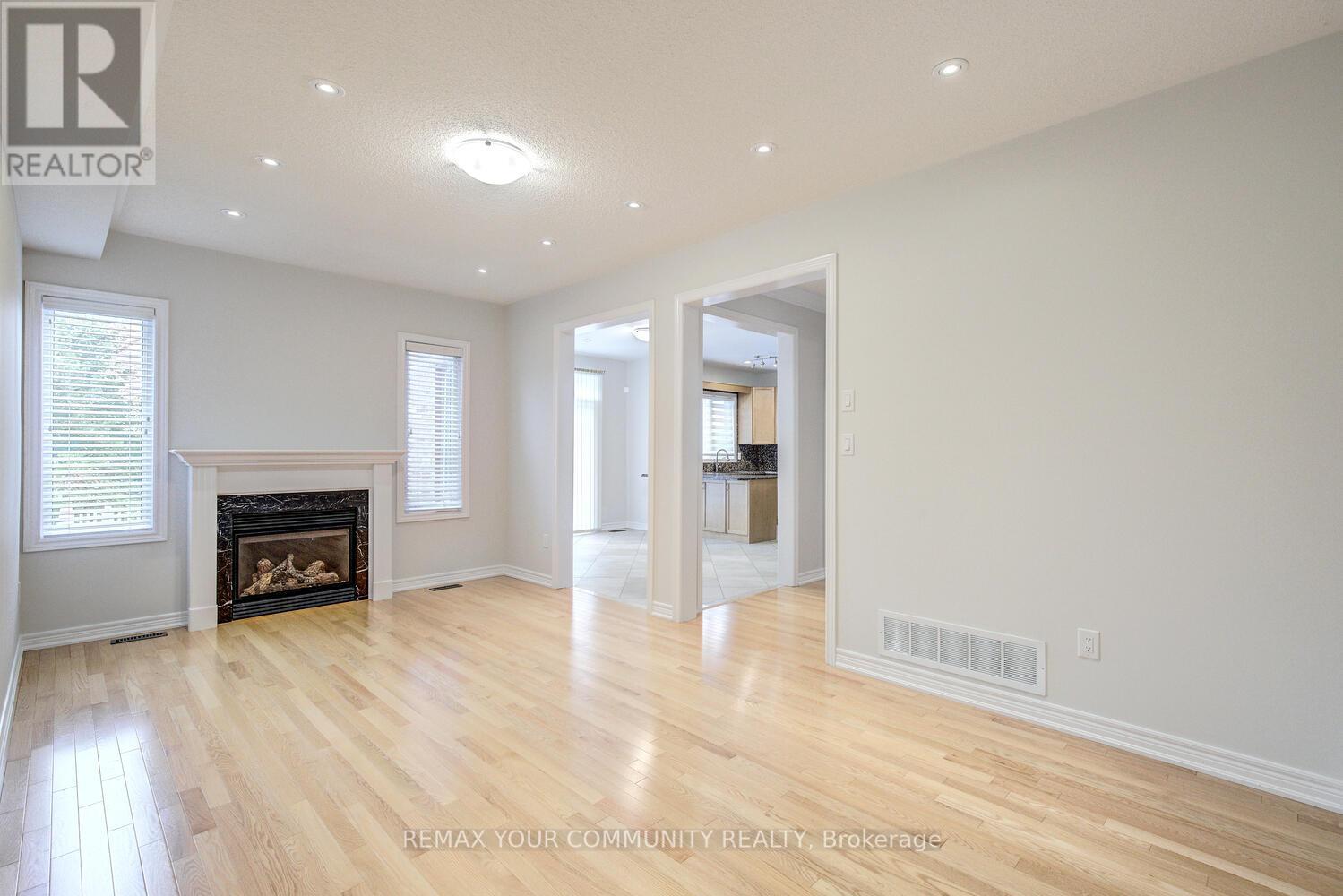 76 Ivy Glen Drive, Vaughan (Patterson), Ontario  L6A 0P2 - Photo 16 - N12852600