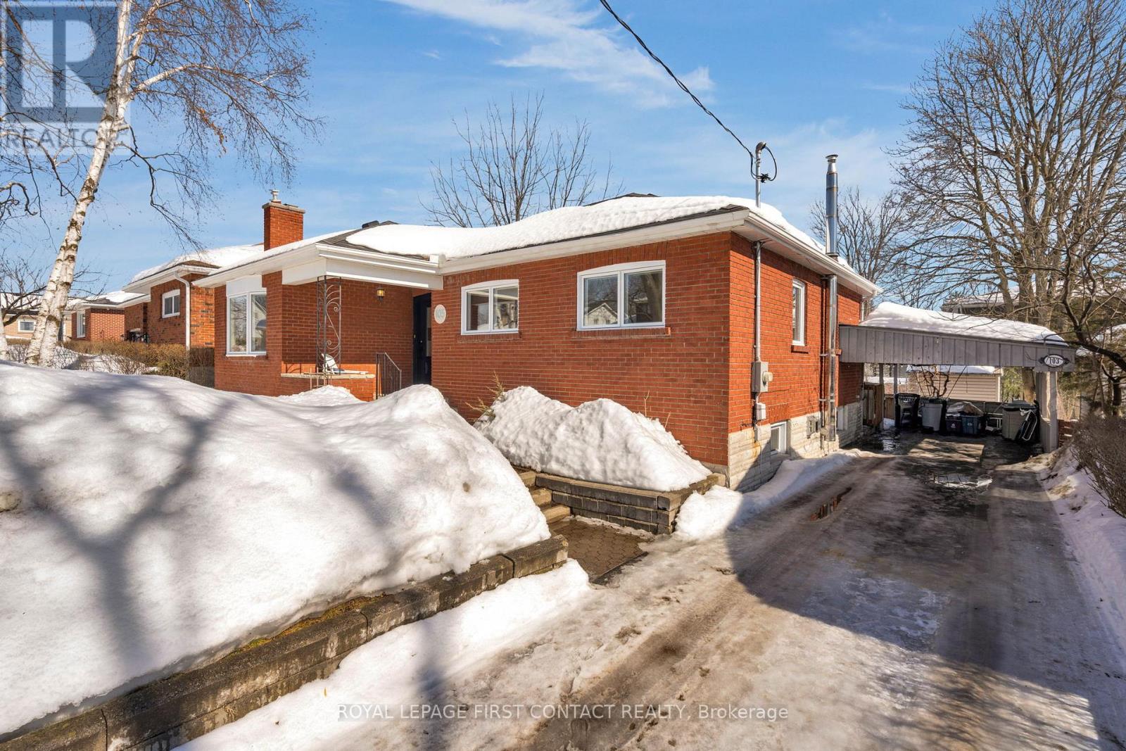 103 Rodney Street, Barrie (Codrington), Ontario  L4M 4C2 - Photo 2 - S12852610