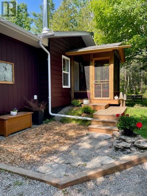 92 Lilly Crescent, Kagawong, Ontario  P0P 1J0 - Photo 6 - 2126702