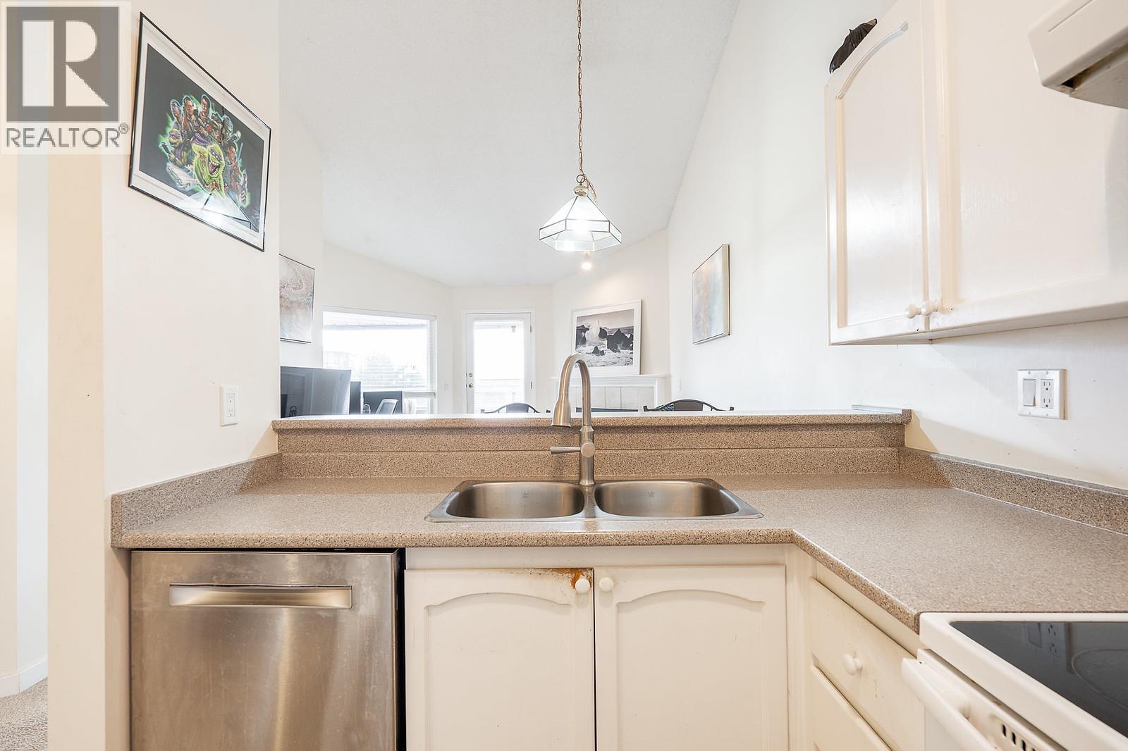 305 11726 225th Street, Maple Ridge, British Columbia  V2X 6E4 - Photo 20 - R3096238