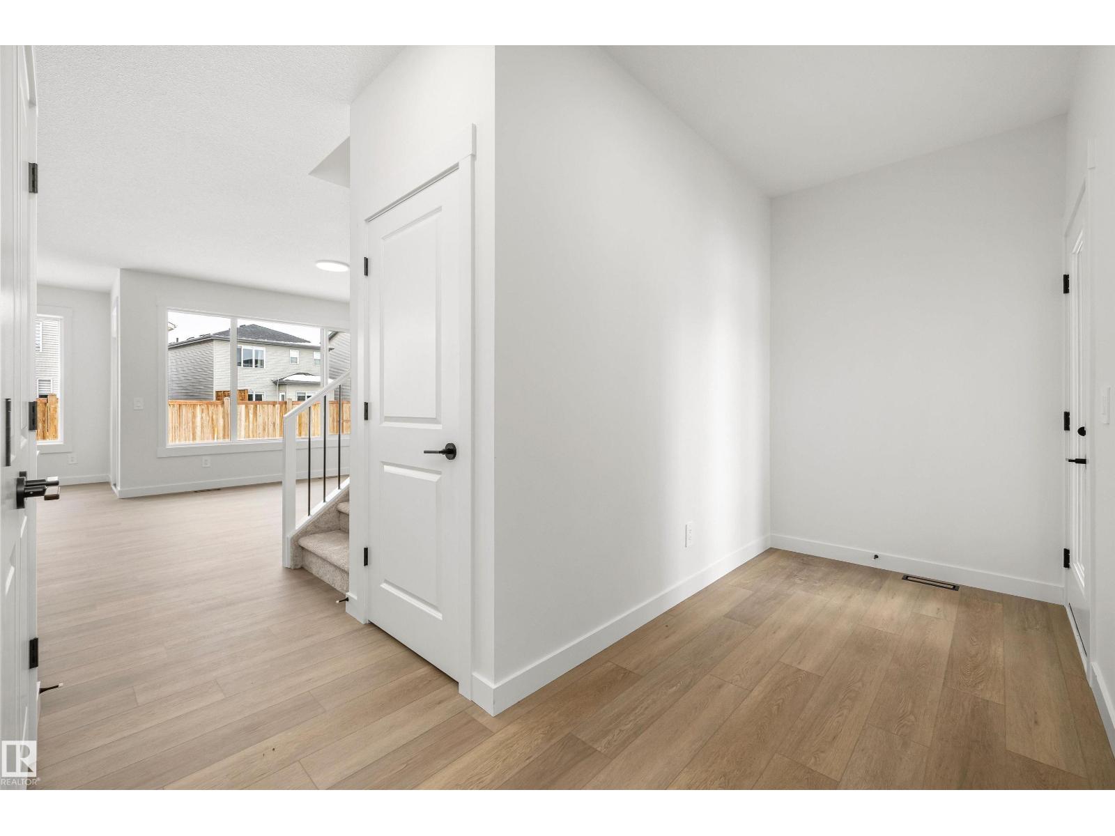 2220 158 St Sw, Edmonton, Alberta  T6W 1A6 - Photo 3 - E4476176