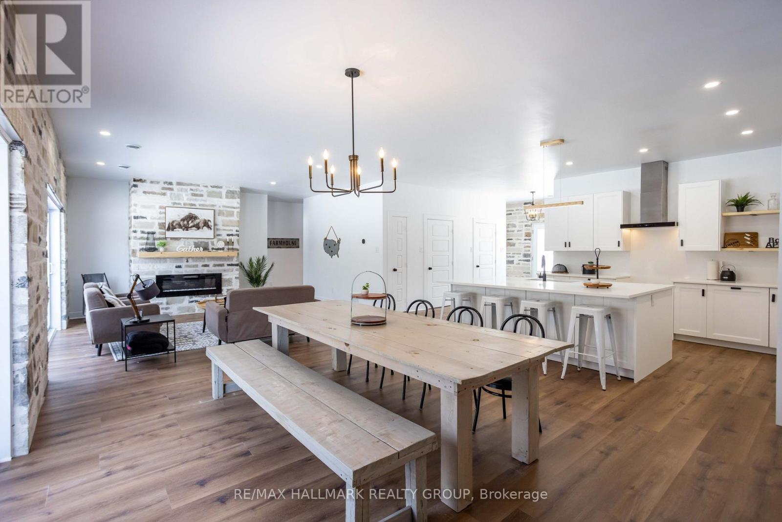 3244 PichÉ Road, The Nation, Ontario  K0A 1M0 - Photo 21 - X12852632