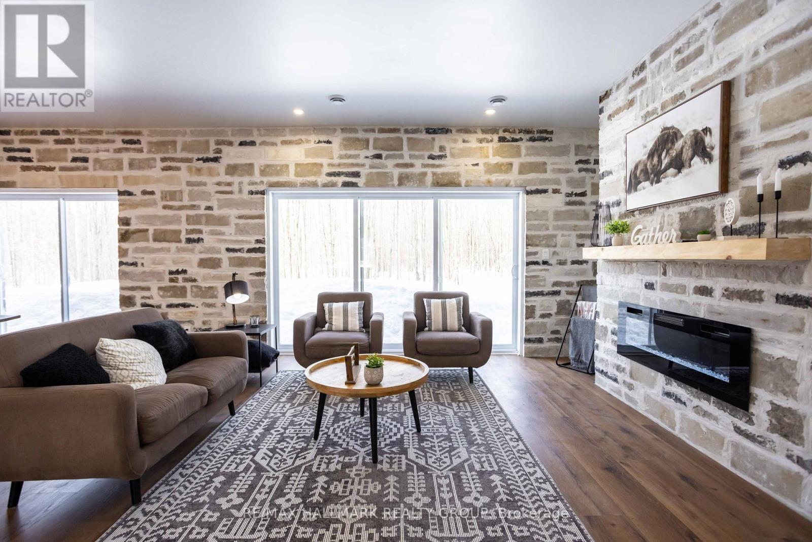 3244 PichÉ Road, The Nation, Ontario  K0A 1M0 - Photo 8 - X12852632