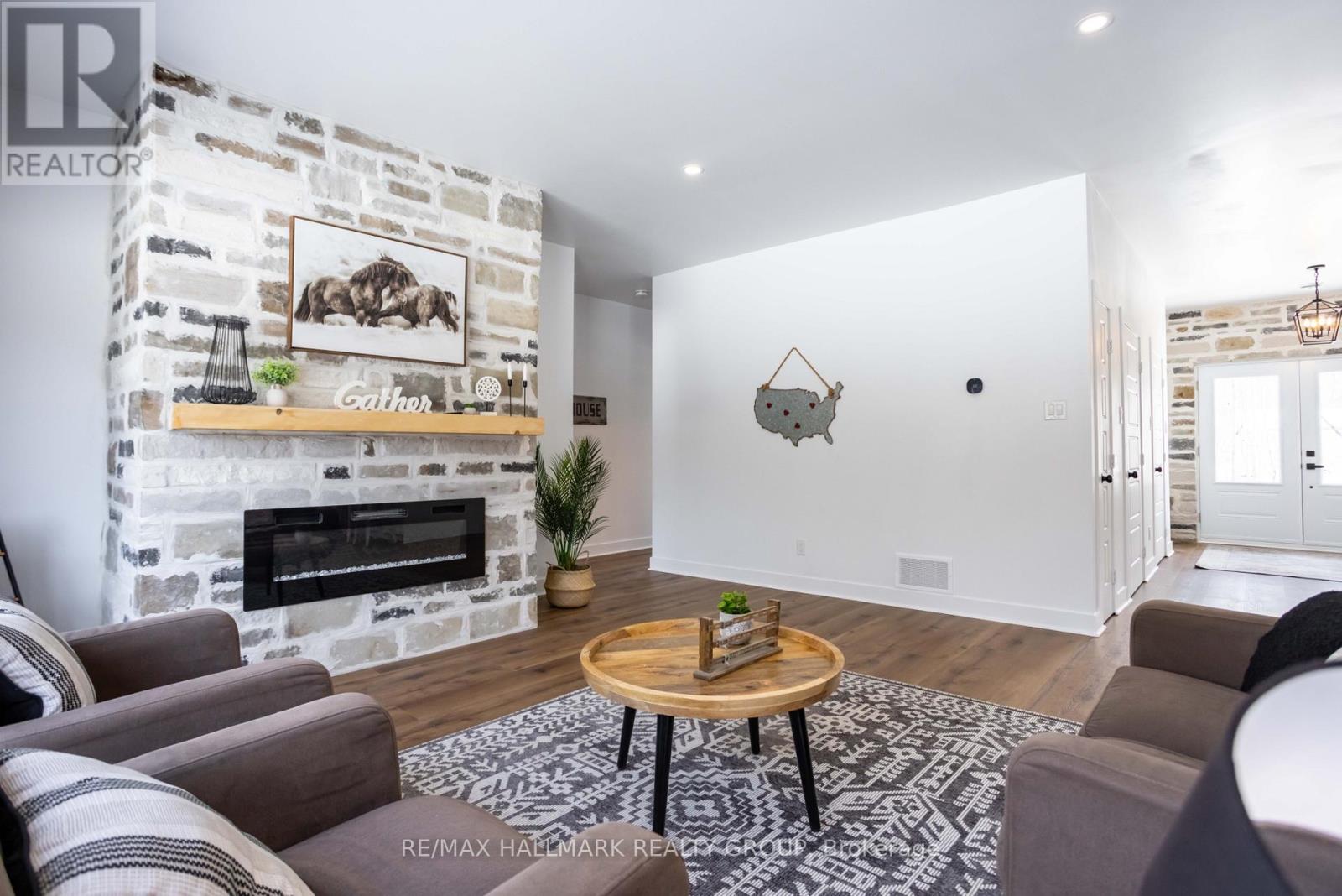 3244 PichÉ Road, The Nation, Ontario  K0A 1M0 - Photo 9 - X12852632