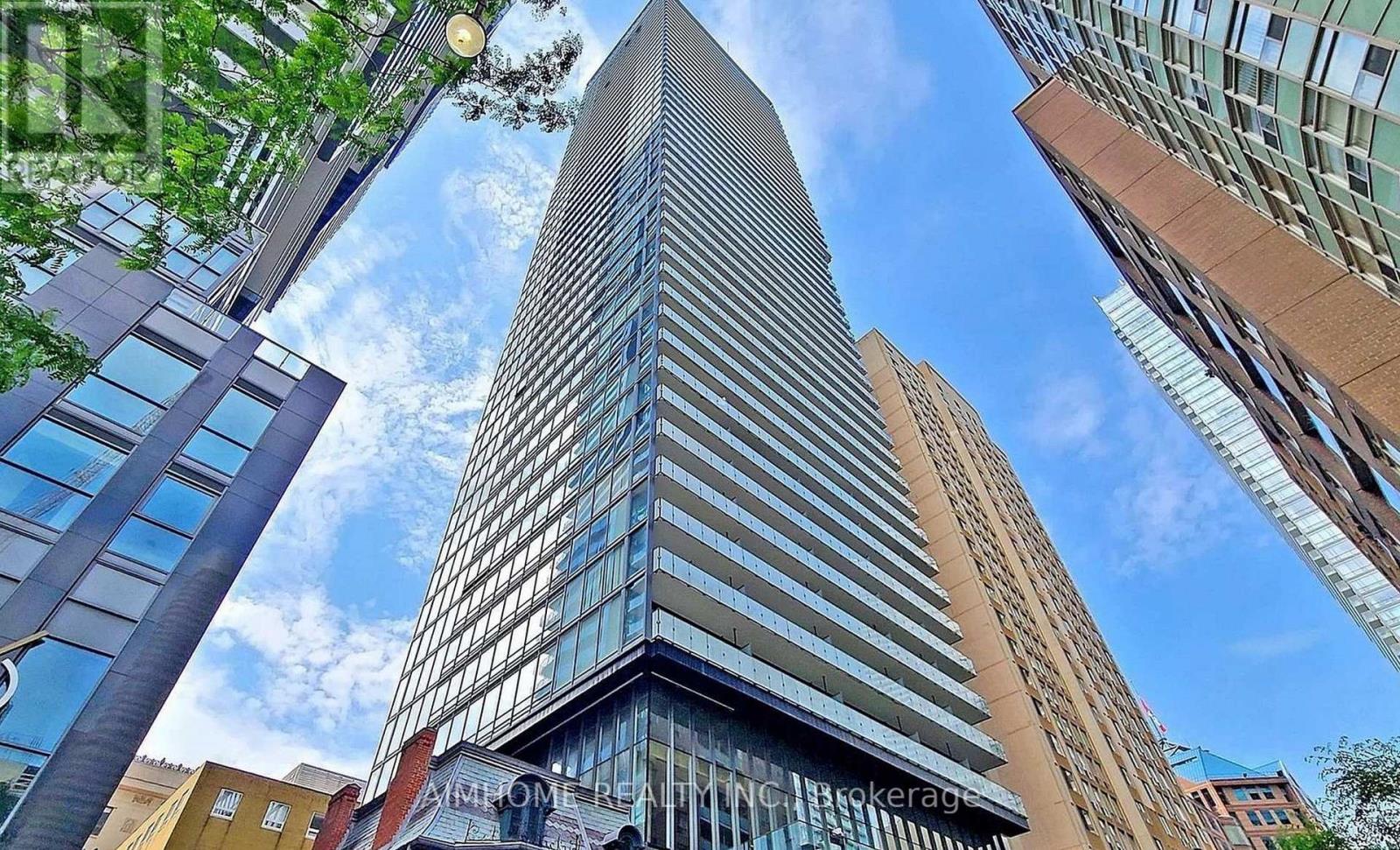 3 - 15 Grenville Street, Toronto, Ontario  M4Y 1A1 - Photo 2 - C12852628