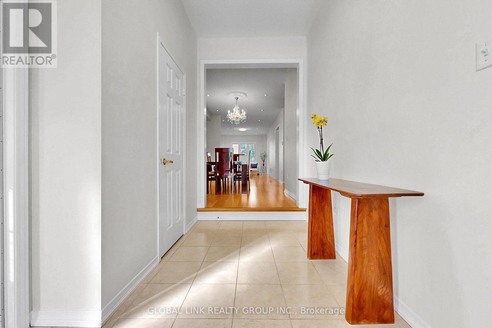 98 Wilf Morden Road, Whitchurch-Stouffville, Ontario  L4A 0K1 - Photo 17 - N12852638