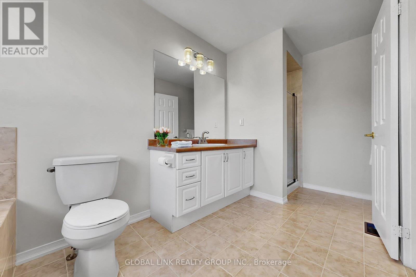 98 Wilf Morden Road, Whitchurch-Stouffville, Ontario  L4A 0K1 - Photo 37 - N12852638