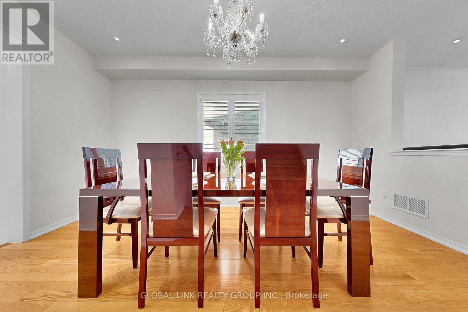 98 Wilf Morden Road, Whitchurch-Stouffville, Ontario  L4A 0K1 - Photo 6 - N12852638